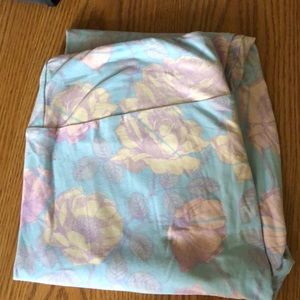 NWOT Lularoe Leggings T&C
